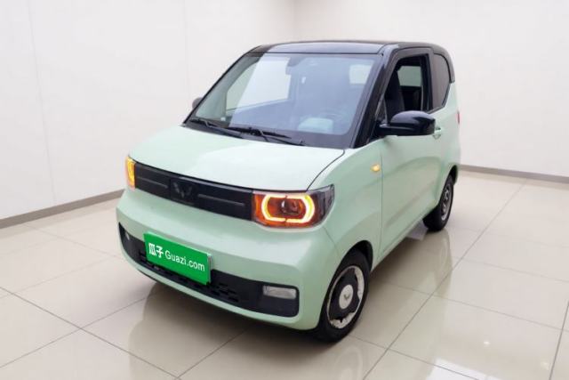 Ojetý Wuling Hongguang MINIEV 2022 Macaron Premium Model – Lithium Ternary Battery