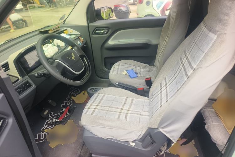 Used Wuling Hongguang MINIEV 2022 Macaron Fashion Edition Lithium-Nickel-Cobalt-Alpha-oxide Left Front Seat