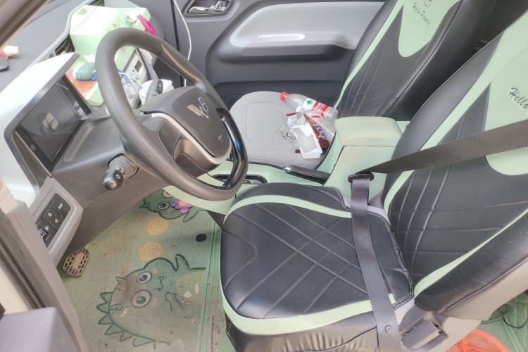 Used Wuling Hongguang MINIEV 2022 Macaron Premium Model – Lithium Iron Phosphate Left Front Seat