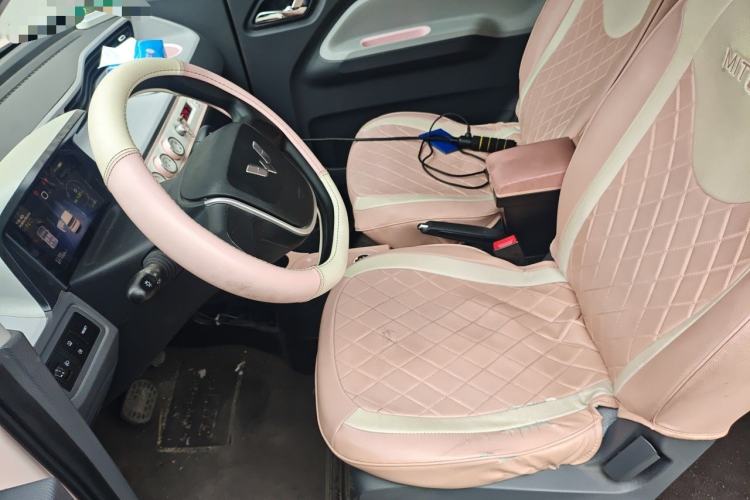 Used Wuling Hongguang MINIEV 2022 Macaron Premium Model – Lithium Iron Phosphate Left Front Seat