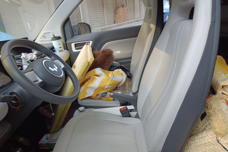 Used Wuling Hongguang MINIEV 2022 Convertible Model Left Front Seat