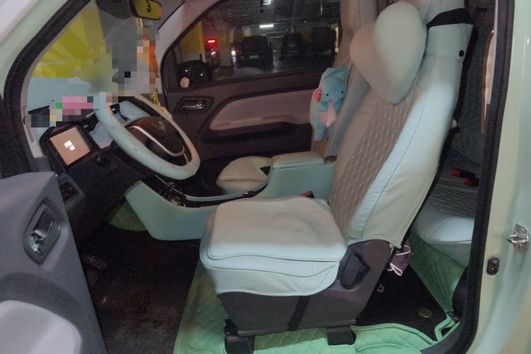 Used Wuling Hongguang MINIEV 2022 Macaron Premium Model – Lithium Iron Phosphate Left Front Seat