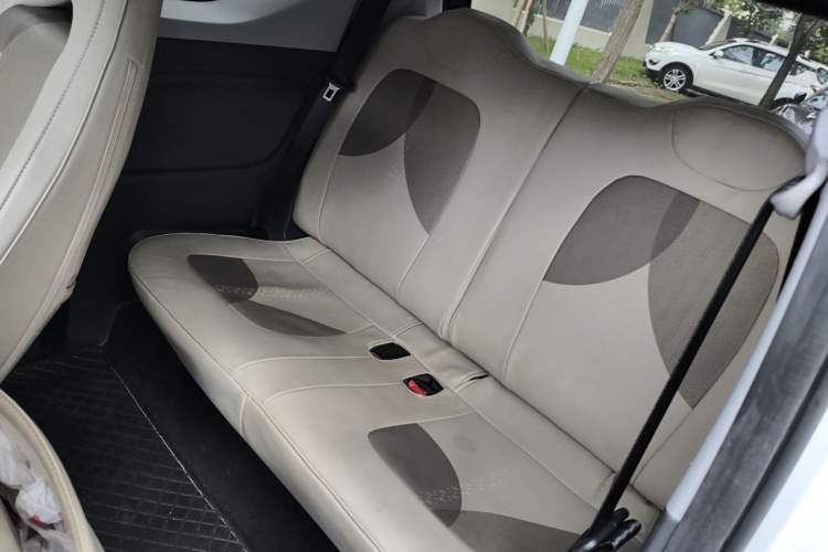 Used Wuling Hongguang MINIEV 2022 GAMEBOY 300km Play Edition Lithium Iron Phosphate Left Rear Seat