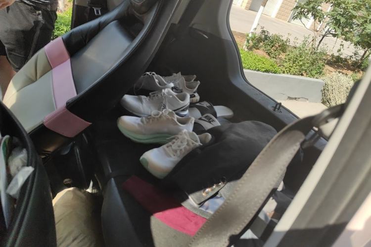 Used Wuling Hongguang MINIEV 2022 Macaron Fashion Model Lithium Iron Phosphate Left Rear Seat