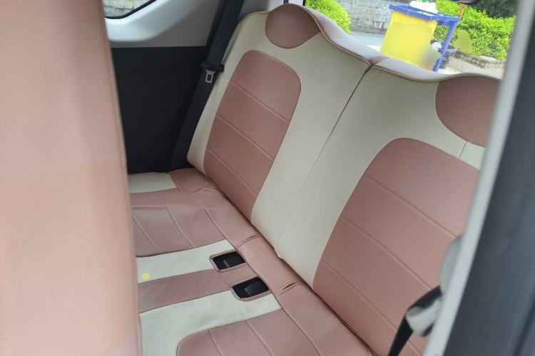 Used Wuling Hongguang MINIEV 2022 Zizai Version Lithium Iron Phosphate Left Rear Seat