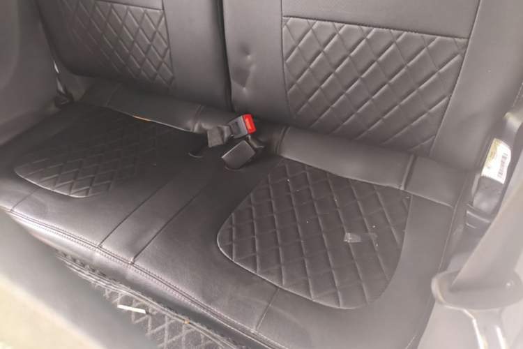 Used Wuling Hongguang MINIEV 2022 Macaron Premium Model – Lithium Iron Phosphate Left Rear Seat