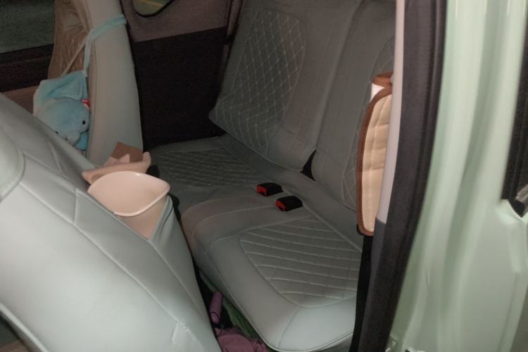 Used Wuling Hongguang MINIEV 2022 Macaron Premium Model – Lithium Iron Phosphate Left Rear Seat