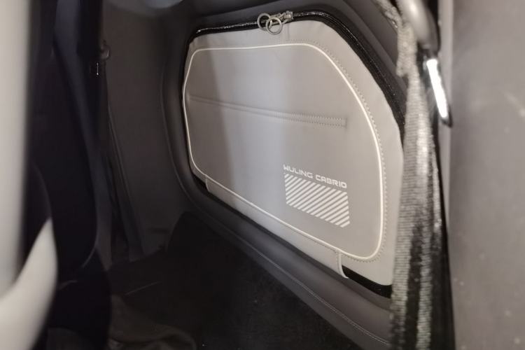 Used Wuling Hongguang MINIEV 2022 Convertible Model Left Rear Seat