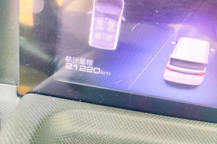 Used Wuling Hongguang MINIEV 2022 Macaron Premium Model – Lithium Iron Phosphate Odometer Close Up