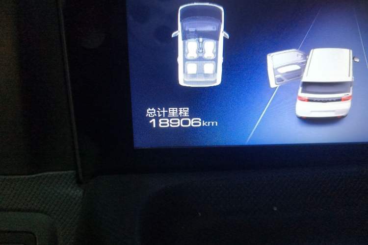 Used Wuling Hongguang MINIEV 2022 Macaron Premium Model – Lithium Iron Phosphate Odometer Close Up