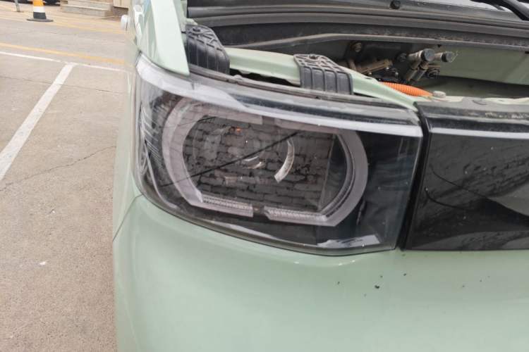 Used Wuling Hongguang MINIEV 2022 Macaron Fashion Model Lithium Iron Phosphate Right Front Headlight