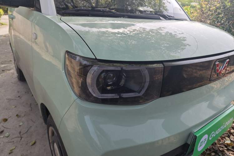 Used Wuling Hongguang MINIEV 2022 Macaron Fashion Model Lithium Iron Phosphate Right Front Headlight