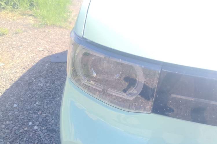 Used Wuling Hongguang MINIEV 2022 Macaron Fashion Edition Lithium-Nickel-Cobalt-Alpha-oxide Right Front Headlight