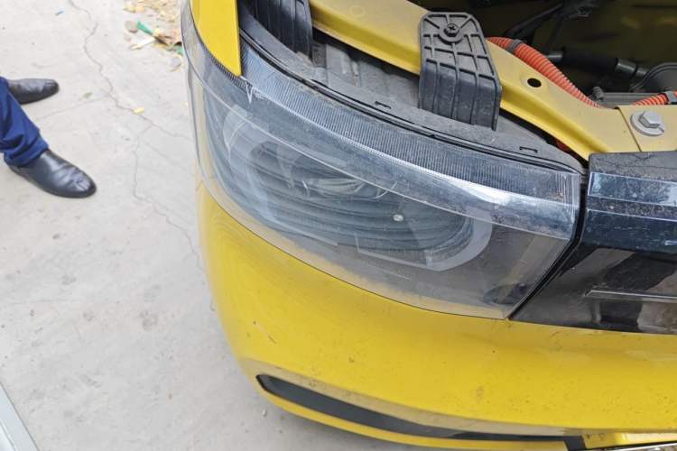 Used Wuling Hongguang MINIEV 2022 Macaron Fashion Edition Lithium-Nickel-Cobalt-Alpha-oxide Right Front Headlight