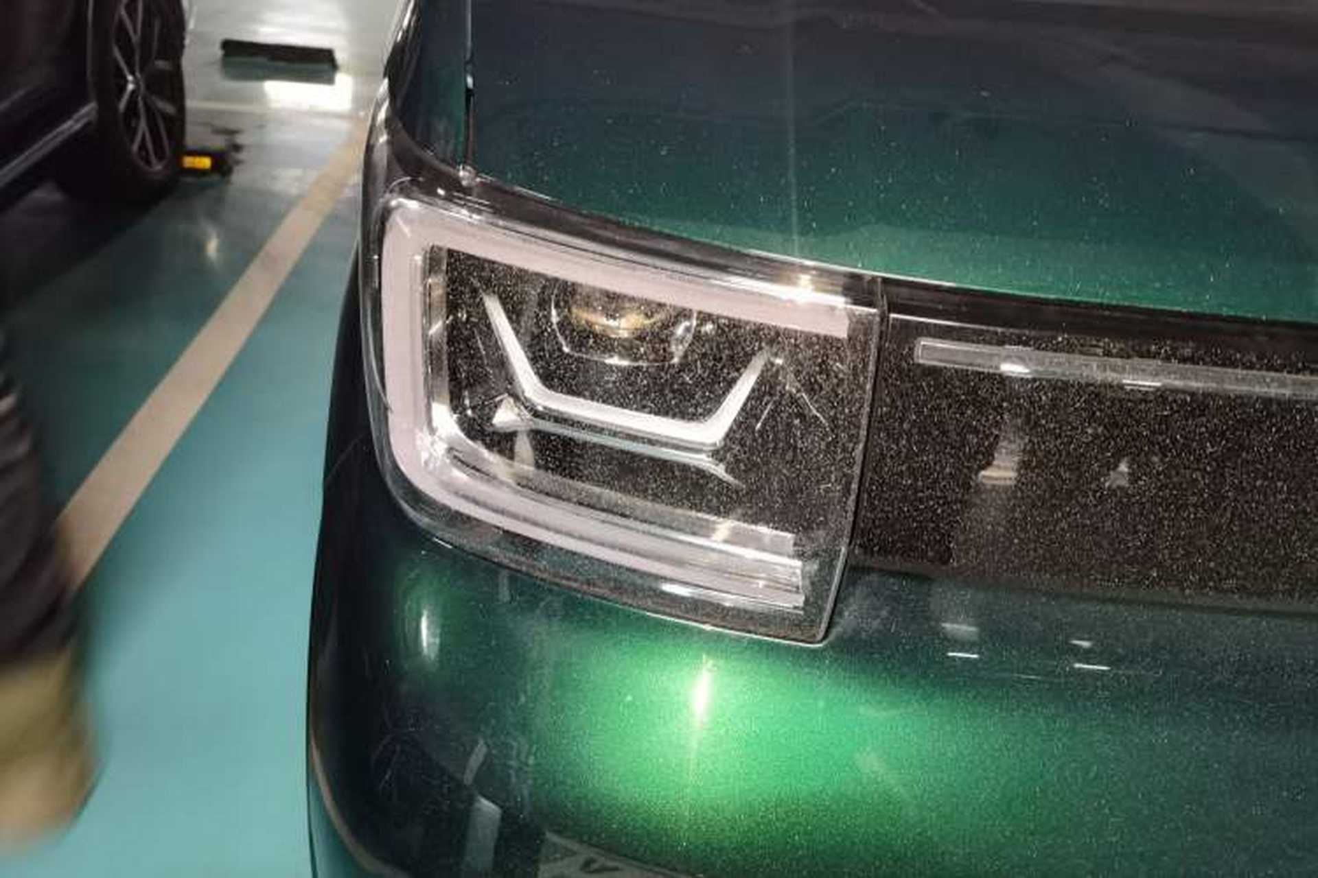 Used Wuling Hongguang MINIEV 2022 Convertible Model Right Front Headlight
