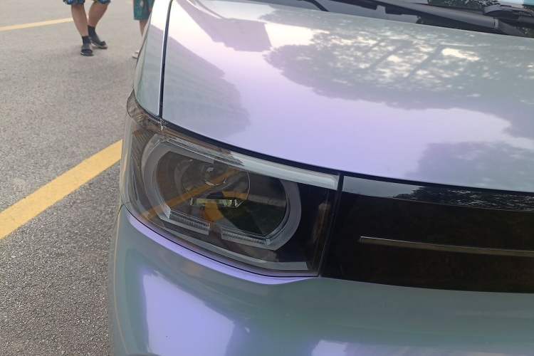 Used Wuling Hongguang MINIEV 2022 Macaron-Color Edition Lithium Iron Phosphate Right Front Headlight
