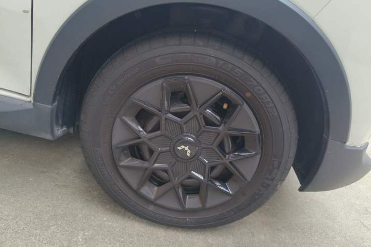 Used Wuling Hongguang MINIEV 2022 GAMEBOY 200km Gaming Edition with Lithium Iron Phosphate Right Front Wheel Hub