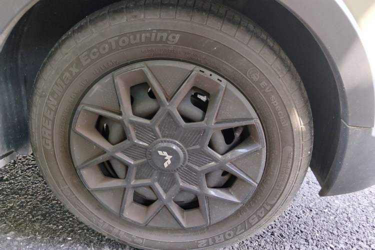 Used Wuling Hongguang MINIEV 2022 GAMEBOY 300km Enthusiast Model with Lithium Iron Phosphate Right Front Wheel Hub