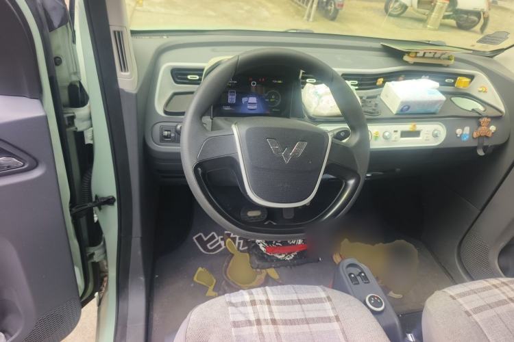 Used Wuling Hongguang MINIEV 2022 Macaron Fashion Edition Lithium-Nickel-Cobalt-Alpha-oxide Steering Wheel