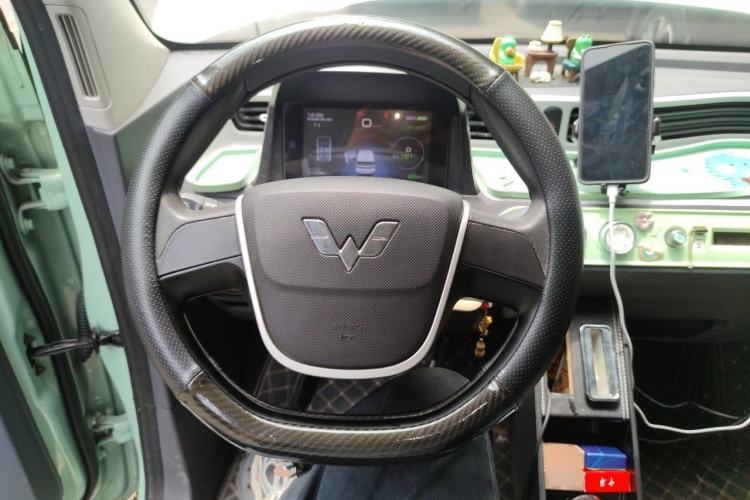 Used Wuling Hongguang MINIEV 2022 Macaron Premium Model – Lithium Iron Phosphate Steering Wheel