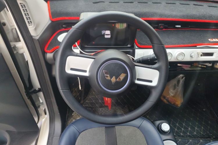 Used Wuling Hongguang MINIEV 2022 GAMEBOY 200km Gaming Edition with Lithium Iron Phosphate Steering Wheel