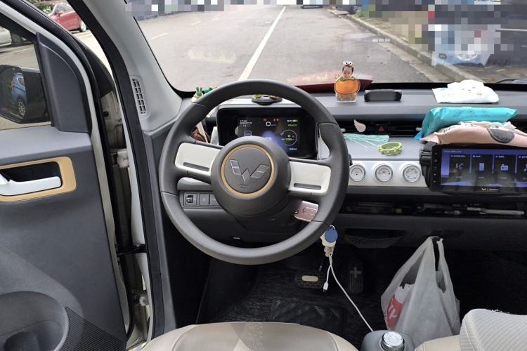Used Wuling Hongguang MINIEV 2022 GAMEBOY 300km Play Edition Lithium Iron Phosphate Steering Wheel