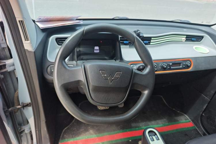 Used Wuling Hongguang MINIEV 2022 Enjoy Edition Lithium Iron Phosphate Steering Wheel