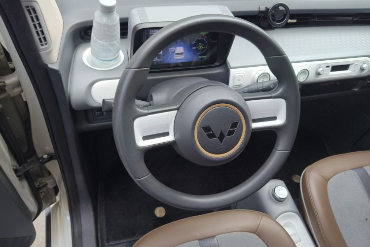 Used Wuling Hongguang MINIEV 2022 GAMEBOY 200km Gaming Edition with Lithium Iron Phosphate Steering Wheel