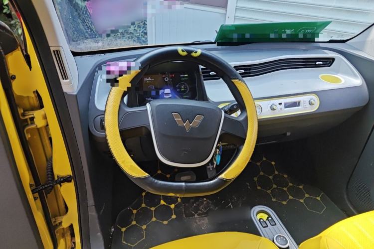 Used Wuling Hongguang MINIEV 2022 Macaron Fashion Edition Lithium-Nickel-Cobalt-Alpha-oxide Steering Wheel