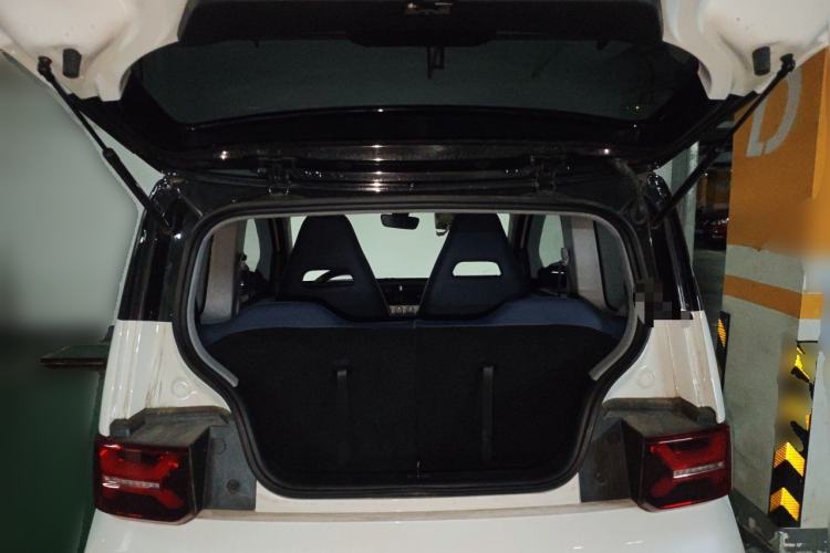 Used Wuling Hongguang MINIEV 2022 GAMEBOY 200km Gaming Edition with Lithium Iron Phosphate Trunk