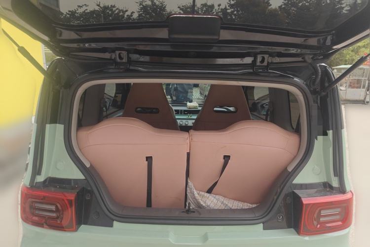 Used Wuling Hongguang MINIEV 2022 Macaron Premium Model – Lithium Iron Phosphate Trunk