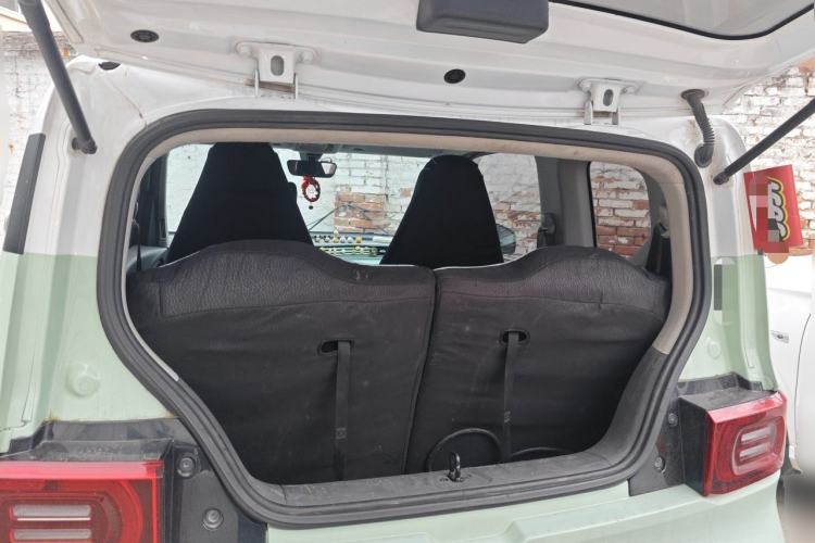 Used Wuling Hongguang MINIEV 2022 Macaron Fashion Model Lithium Iron Phosphate Trunk