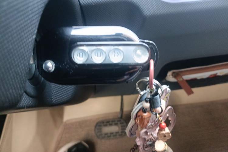 Used Wuling Hongguang MINIEV 2022 Macaron-Color Edition Lithium Iron Phosphate Vehicle Key