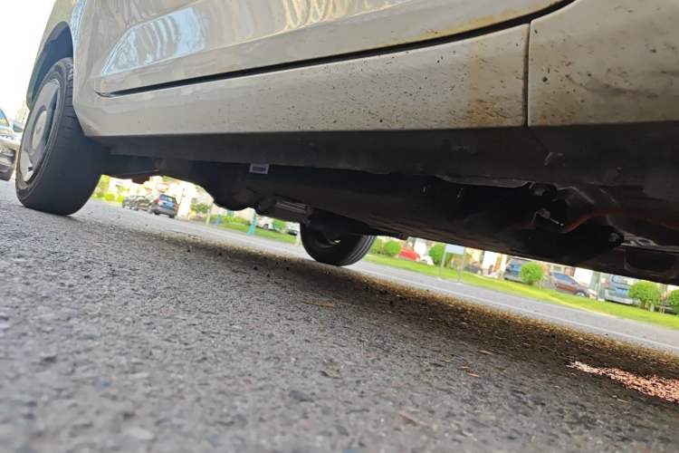 Used Wuling Hongguang MINIEV 2022 Zizai Version Lithium Iron Phosphate Chassis Front Right