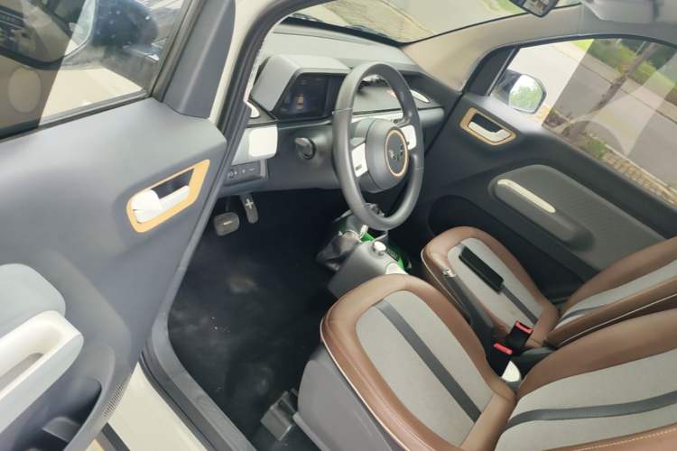 Used Wuling Hongguang MINIEV 2022 GAMEBOY 200km Gaming Edition with Lithium Iron Phosphate Driver Seat