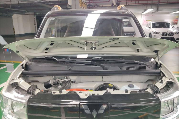 Used Wuling Hongguang MINIEV 2022 GAMEBOY 200km Play Edition with Lithium Iron Phosphate Engine Bay