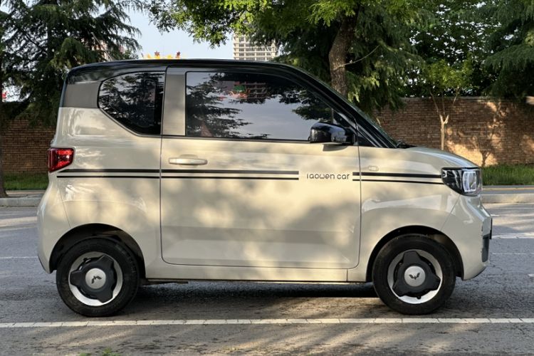 Used Wuling Hongguang MINIEV 2022 Macaron Premium Model – Lithium Iron Phosphate Exterior 4