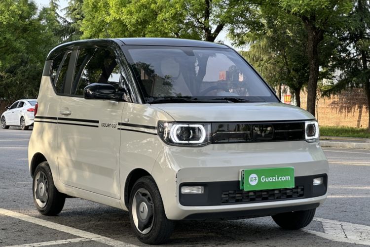 Used Wuling Hongguang MINIEV 2022 Macaron Premium Model – Lithium Iron Phosphate Exterior 5