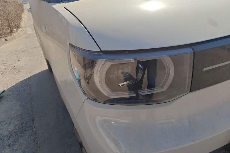 Used Wuling Hongguang MINIEV 2022 Macaron Fashion Edition Lithium-Nickel-Cobalt-Alpha-oxide Exterior 6