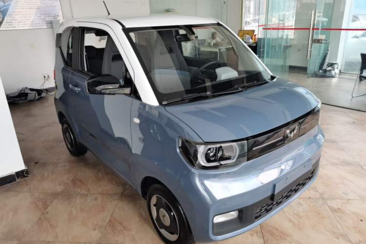 Used Wuling Hongguang MINIEV 2022 Macaron Premium Model – Lithium Iron Phosphate Front Right 45 Deg
