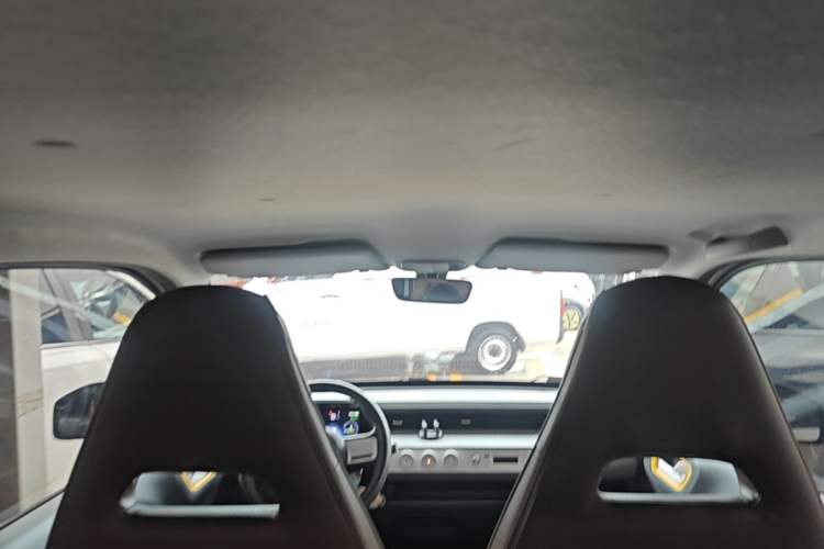 Used Wuling Hongguang MINIEV 2022 GAMEBOY 300km Enthusiast Model with Lithium Iron Phosphate Headliner
