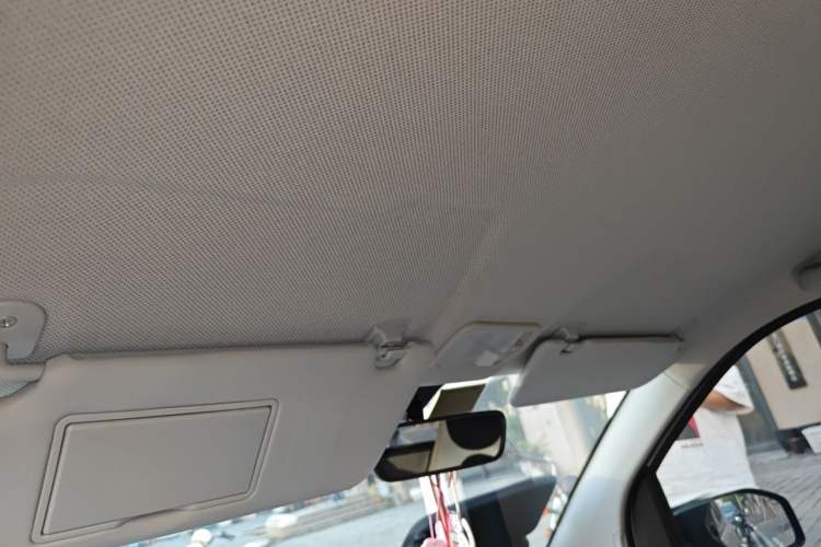 Used Wuling Hongguang MINIEV 2022 Zizai Version Lithium Iron Phosphate Headliner