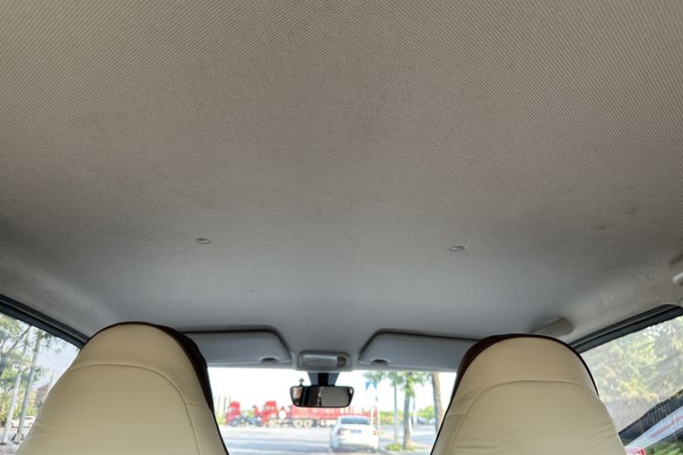 Used Wuling Hongguang MINIEV 2022 Macaron Premium Model – Lithium Iron Phosphate Headliner