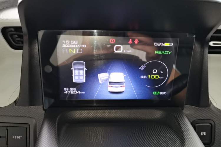 Used Wuling Hongguang MINIEV 2022 Macaron Premium Model – Lithium Iron Phosphate Instrument Cluster