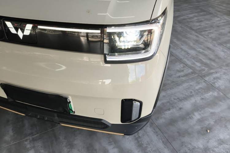 Used Wuling Hongguang MINIEV 2022 GAMEBOY 300km Enthusiast Model with Lithium Iron Phosphate Left Front Headlight