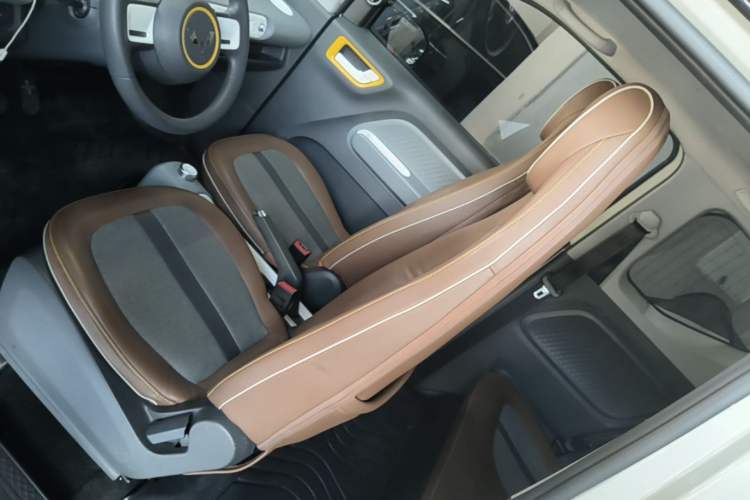 Used Wuling Hongguang MINIEV 2022 GAMEBOY 300km Enthusiast Model with Lithium Iron Phosphate Left Front Seat