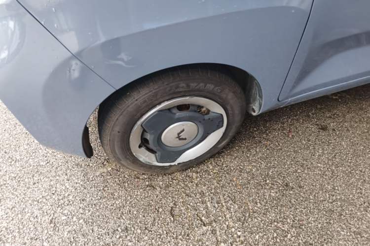 Used Wuling Hongguang MINIEV 2022 Macaron Premium Model – Lithium Iron Phosphate Left Front Wheel Hub