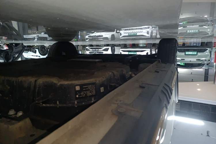 Used Wuling Hongguang MINIEV 2022 GAMEBOY 200km Gaming Edition with Lithium Iron Phosphate Left Side Sill