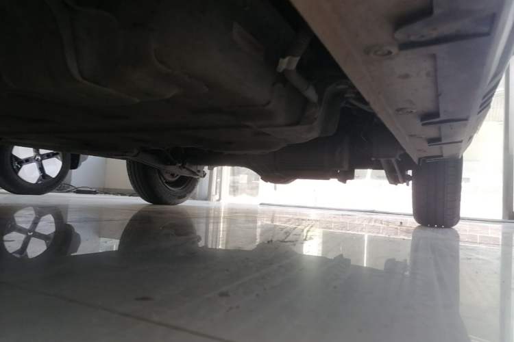 Used Wuling Hongguang MINIEV 2022 GAMEBOY 200km Gaming Edition with Lithium Iron Phosphate Left Side Sill