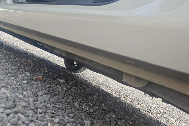 Used Wuling Hongguang MINIEV 2022 Macaron Premium Model – Lithium Iron Phosphate Left Side Sill